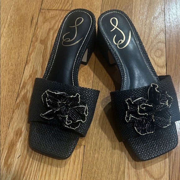 Sam Edelman Women’s Winsley Floral Block Heel Slide Sandals. - Picture 3 of 13